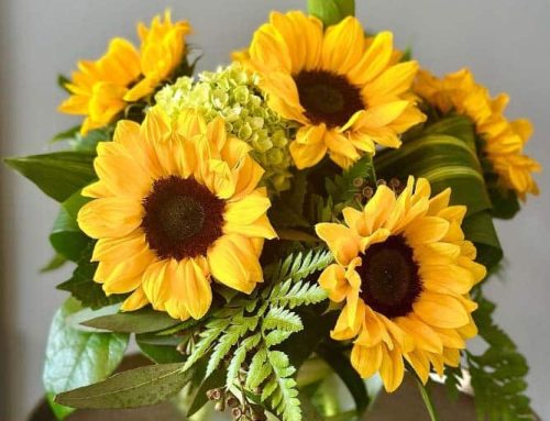 Celebrating Administrative Professionals with Thoughtful Blooms: A Definitive Guide to Flowers for Administrative Professionals Week